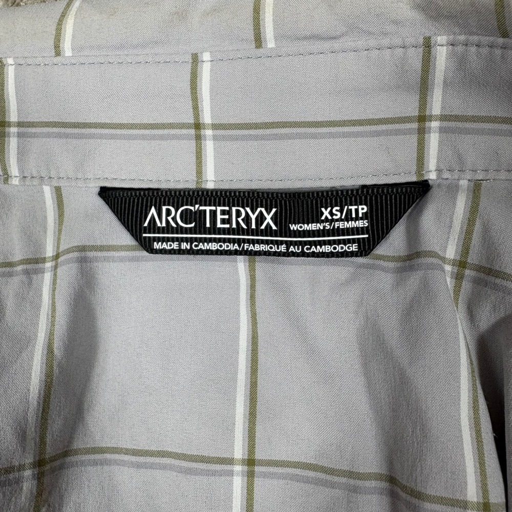 Arcteryx Womens XS Gray Plaid Long Sleeve Button Down Hiking Shirt Logo - Picture 8 of 12